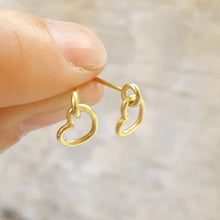 Load image into Gallery viewer, Hearts earstuds in 18 carat gold