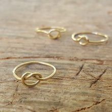 Load image into Gallery viewer, Knot ring in 18 carat gold