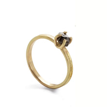 Load image into Gallery viewer, Raw Diamond ring in 18ct gold