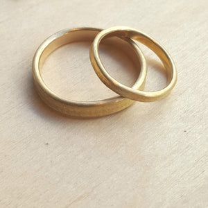 Wedding Bands. The beauty of imperfection - light.
